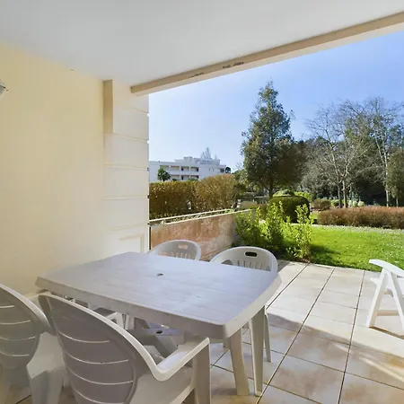 Apartment 450m De La Plage, En Pour 4